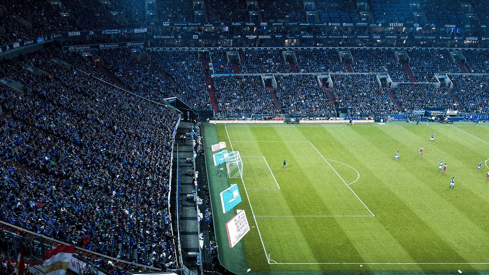 意甲焦点战之夜,小贾伦状态火热,独步绿茵的璀璨瞬间