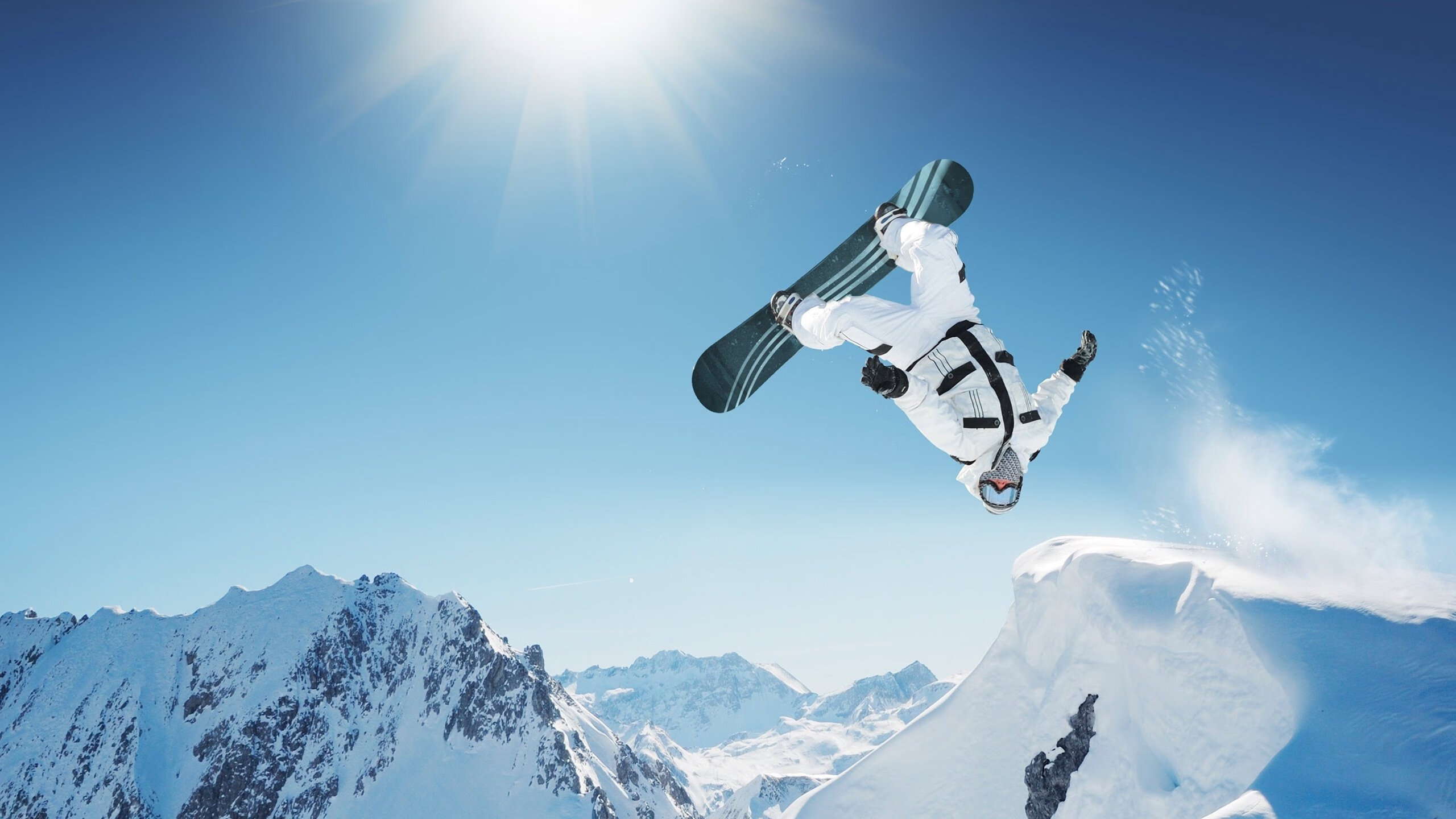 开云APP-绿茵场上的险胜与乒乓台前的统治，当法国足球遇见林高远时刻