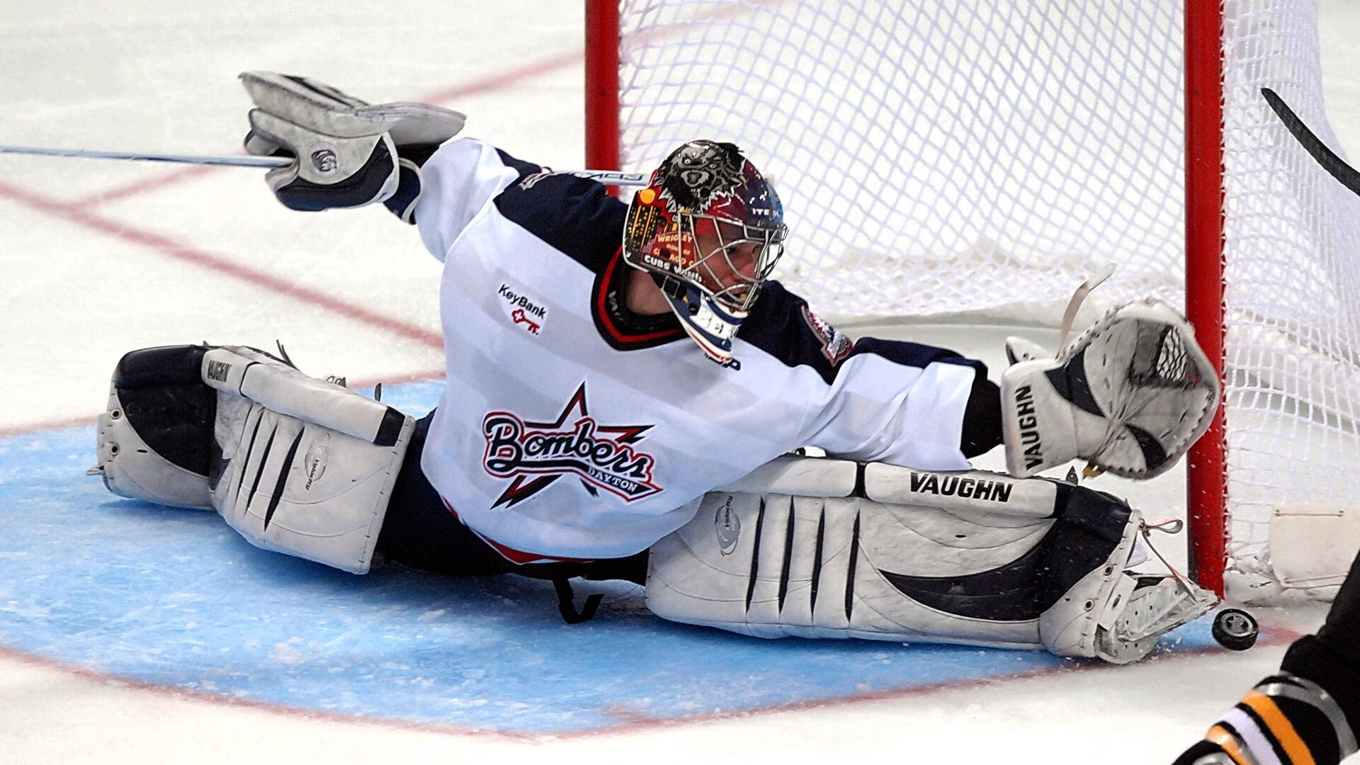 勇士轻取魔术显冠军底蕴，麦科勒姆惊艳四座成全场焦点